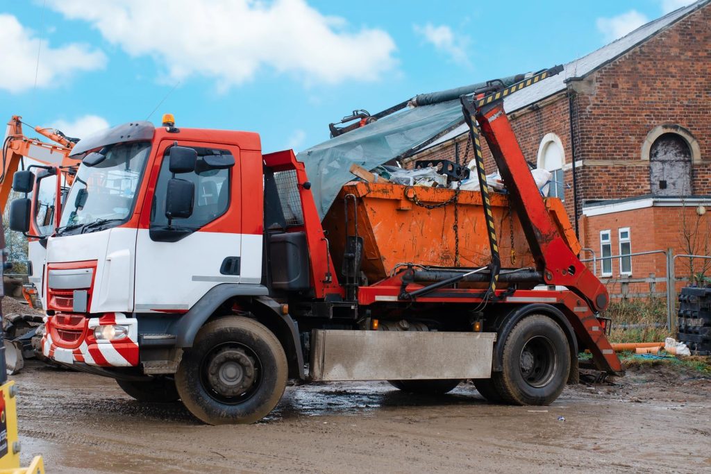 skip bin hire Redland Bay