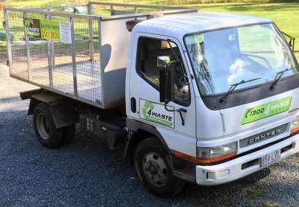 3 undeniable reasons mini skip bin hire is a godsend