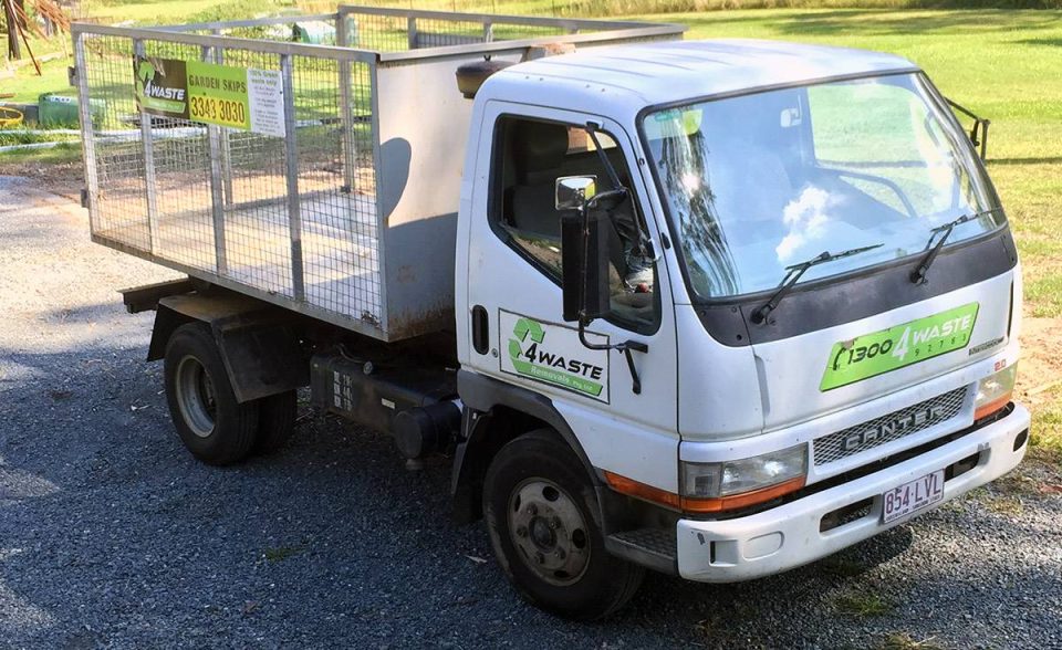 3 undeniable reasons mini skip bin hire is a godsend