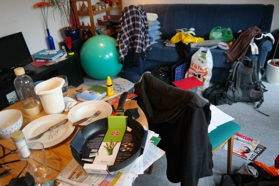 5 reasons you need help with your junk removal