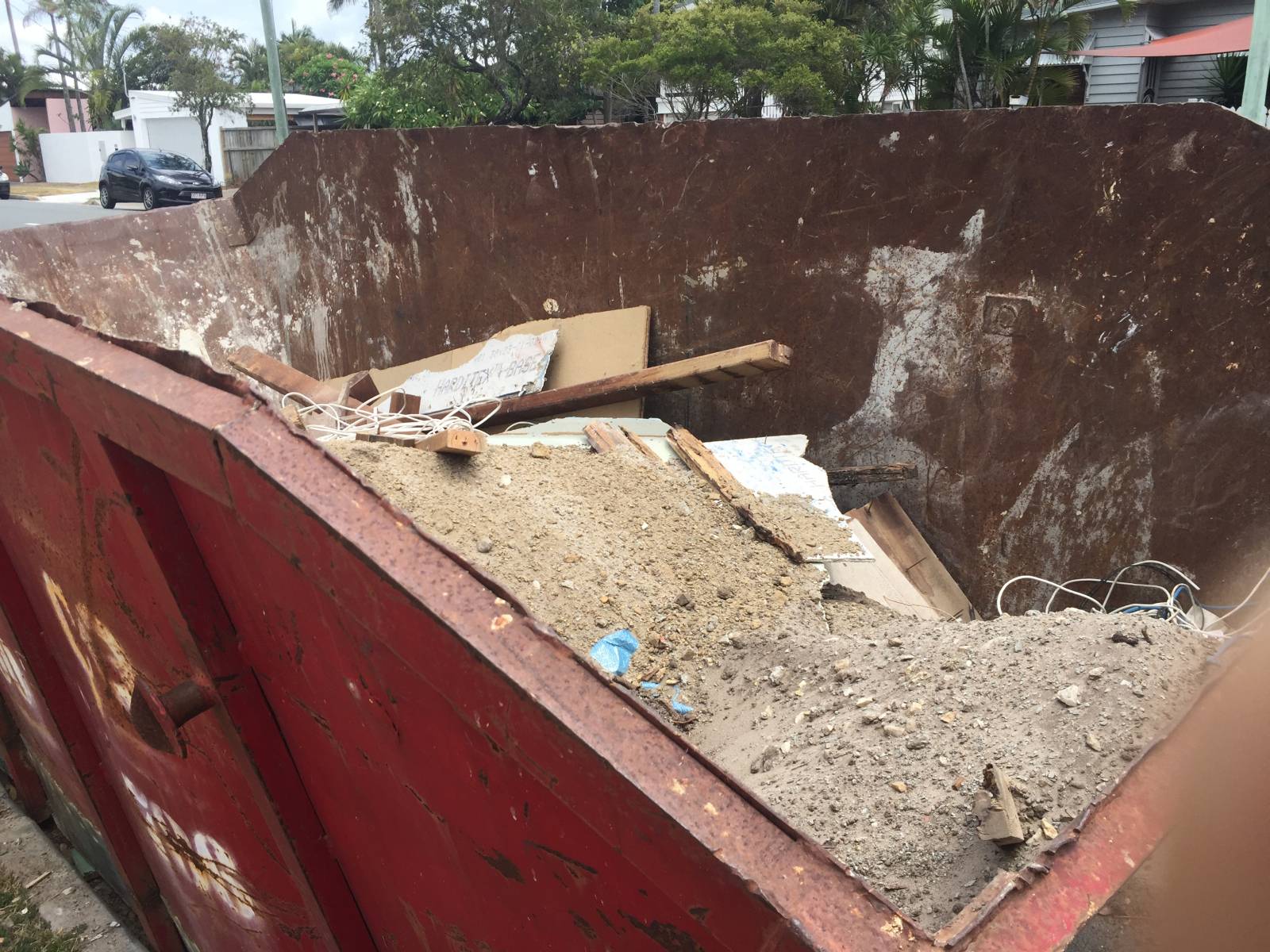 Safety Tips and Advice for Skip Bins